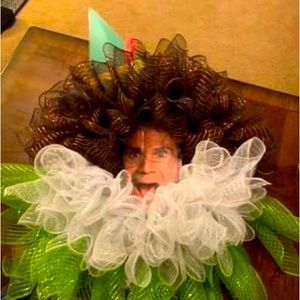 Buddy the elf wreath